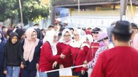 Semarak HUT ke-16, Ribuan Masyarakat Pesawaran Ikuti Jalan Sehat