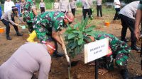 Kasrem 043 Gatam Tanam Pohon Lestarikan Negeri