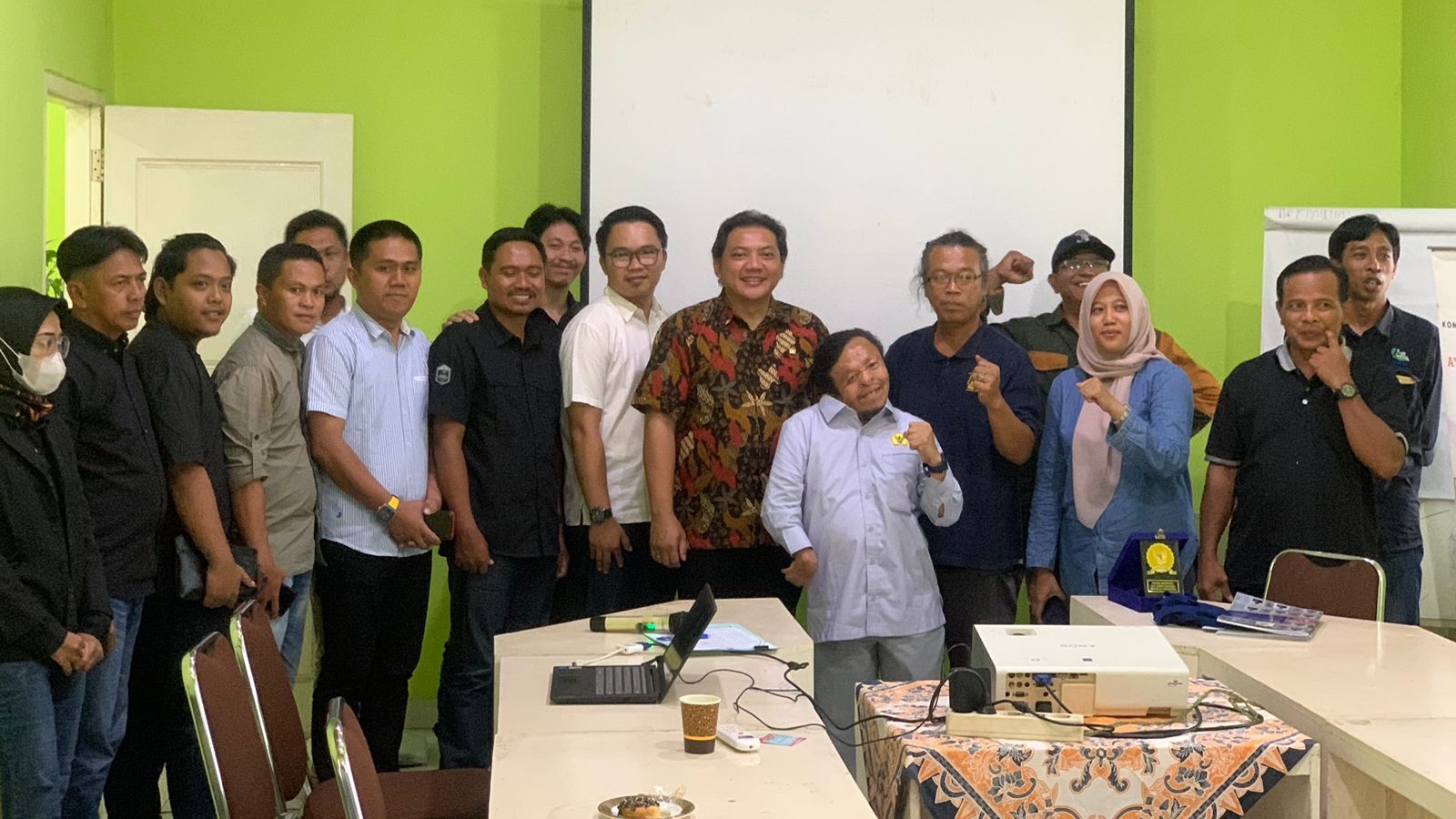 Kriminalisasi Advokat di Lampung, Tim Advokasi Gugat PT AKG ke Komnas HAM