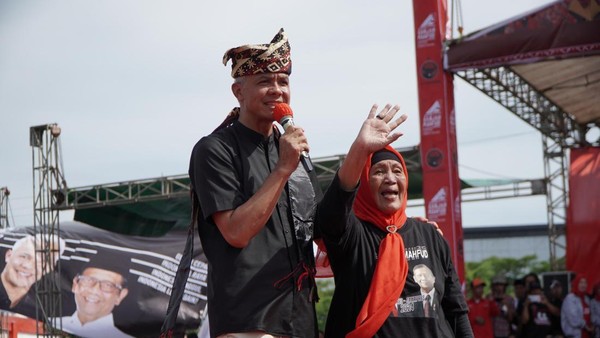 Strategi Hemat Ganjar Perbaiki Jalan Lampung