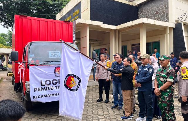 Logistik Telah Tiba, KPU Metro Berharap Sukses Tanpa Golput