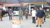 Habis Terdistribusi, 1.852 Surat Suara di Waykanan Dimusnahkan