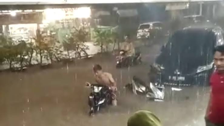 Drainase 'Sakit', Jalan Ethanol Tuba Kebanjiran