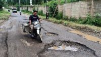 Masih Ada Jalan Nasional di Lampung Berlubang